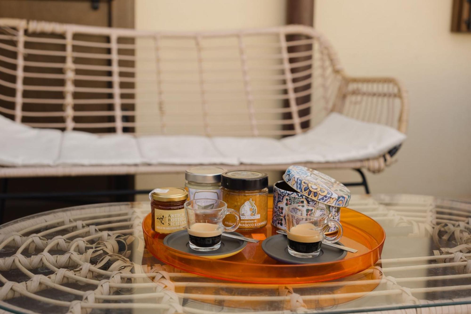 Le Terrazze Di Maravigghia Palermo Apartment Bagian luar foto