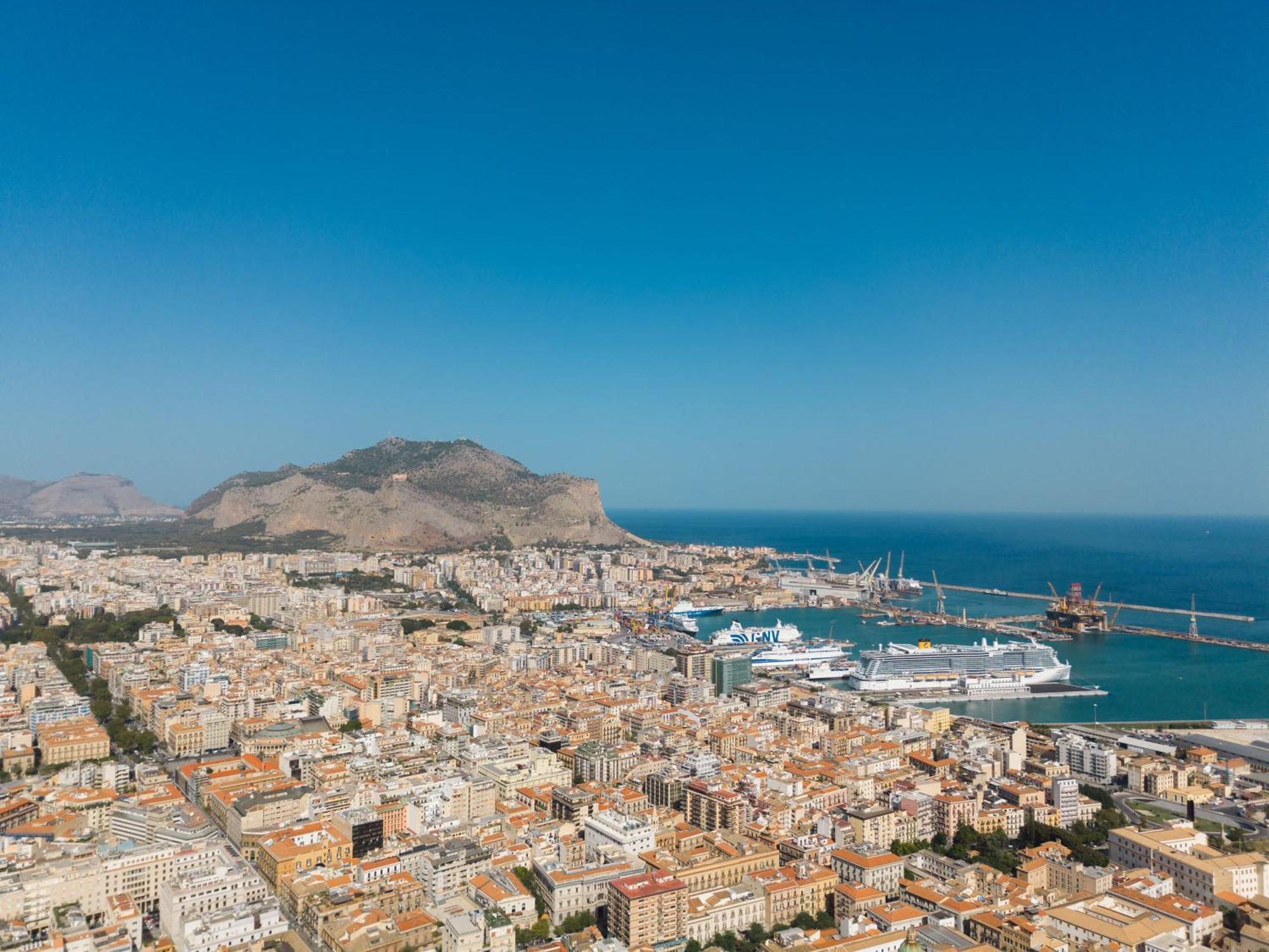 Le Terrazze Di Maravigghia Palermo Apartment Bagian luar foto